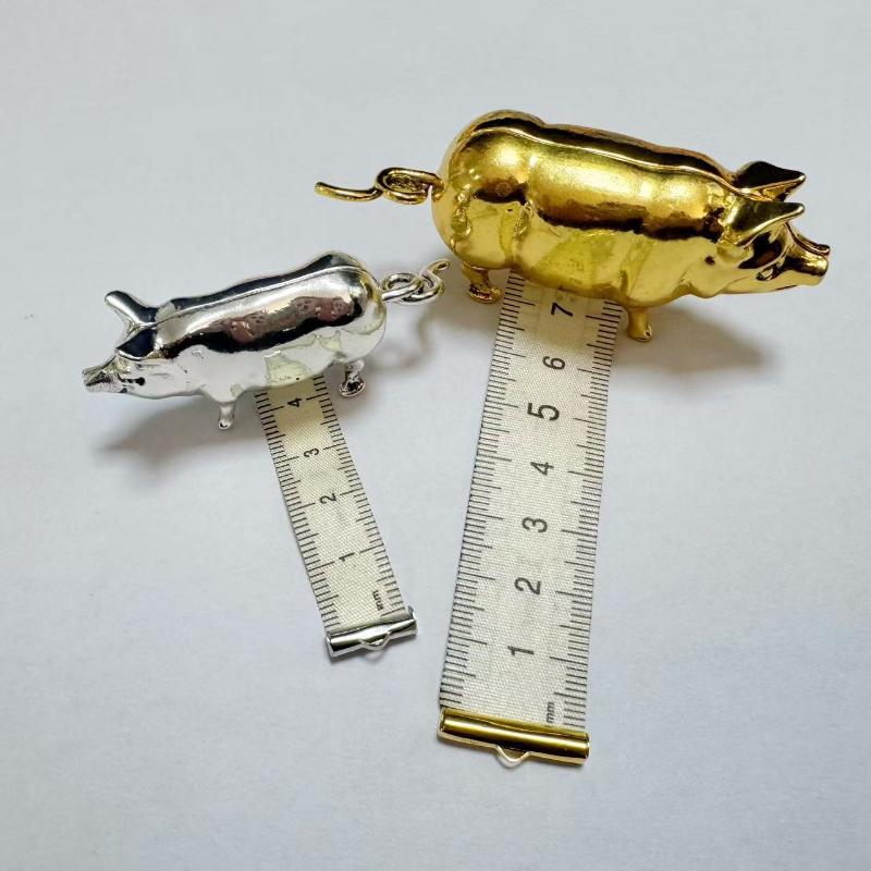 (Ce14)Antique Pig Mini Tape Me - огляд і ціна Sewing Gauge Ruler